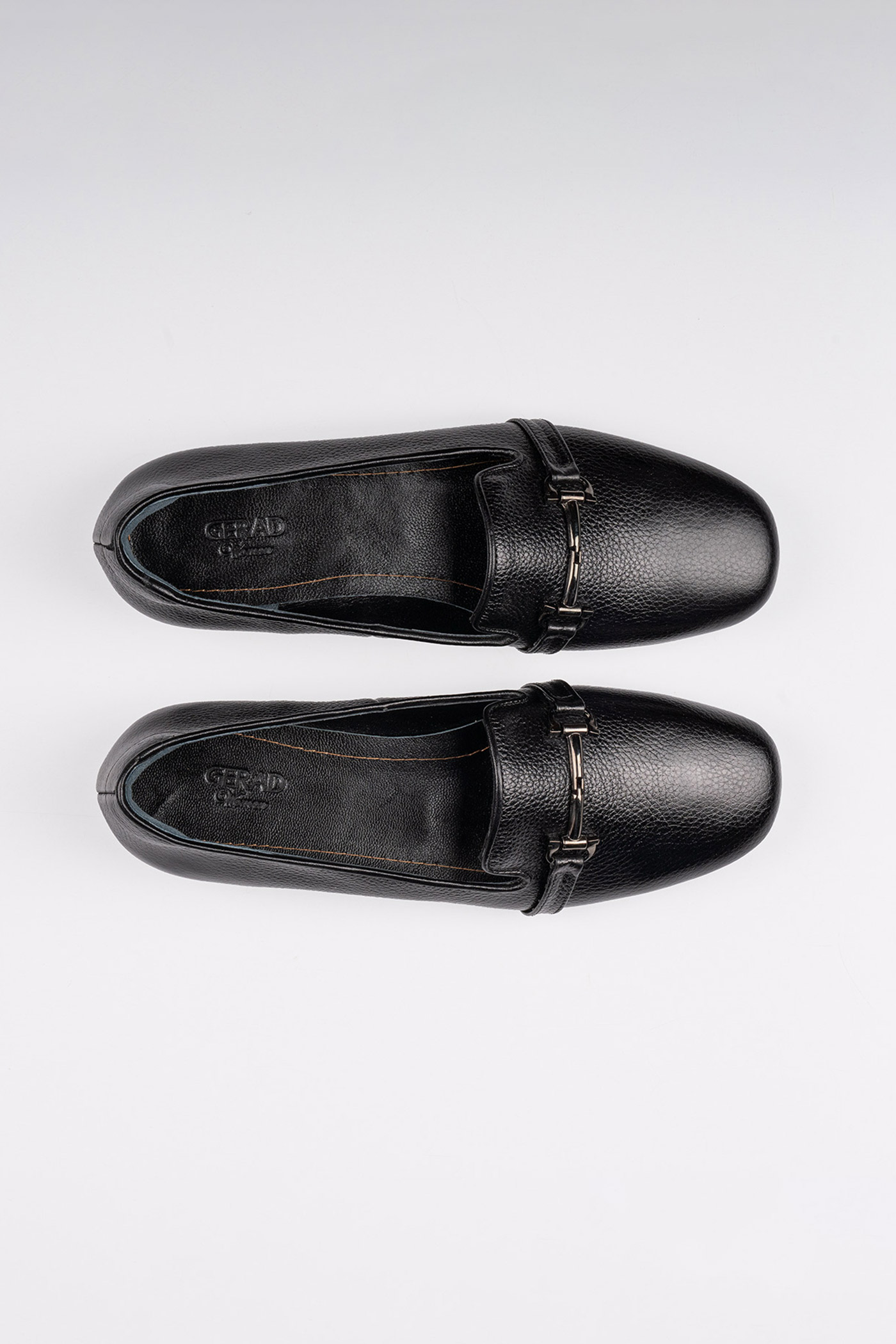 کفش کالج 560026